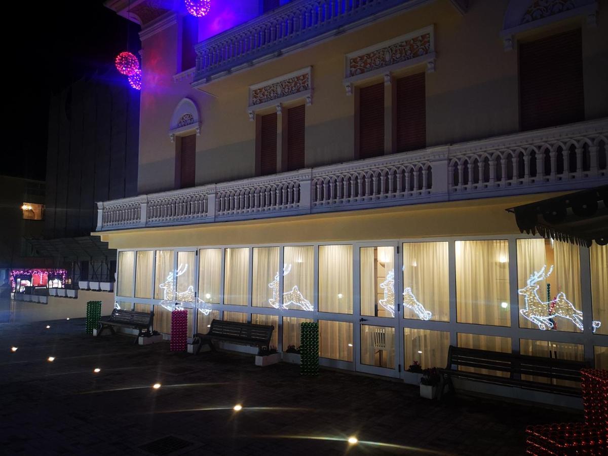 Relais Le Felci Executive Suite Spa Фиуджи Екстериор снимка