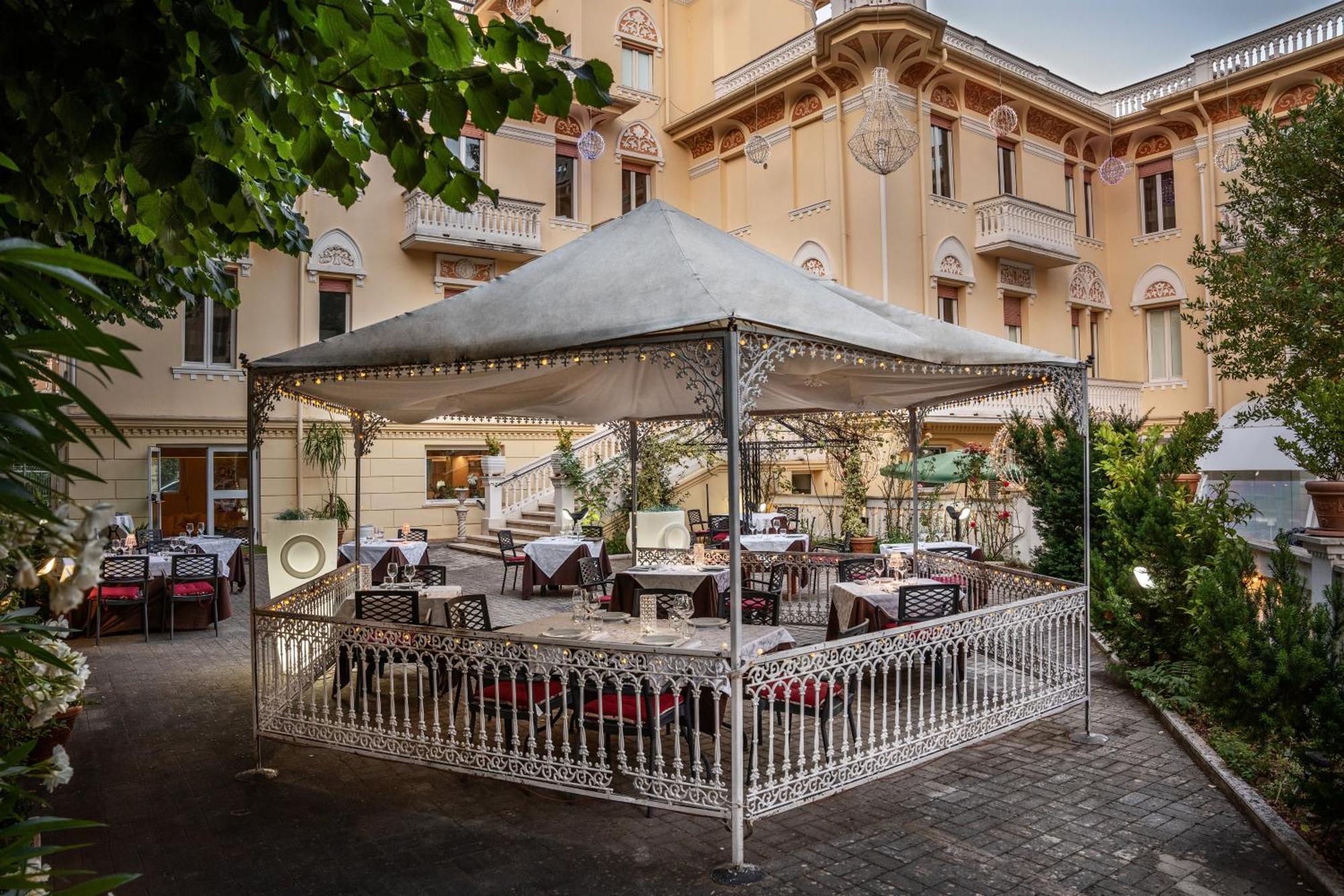 Relais Le Felci Executive Suite Spa Фиуджи Екстериор снимка